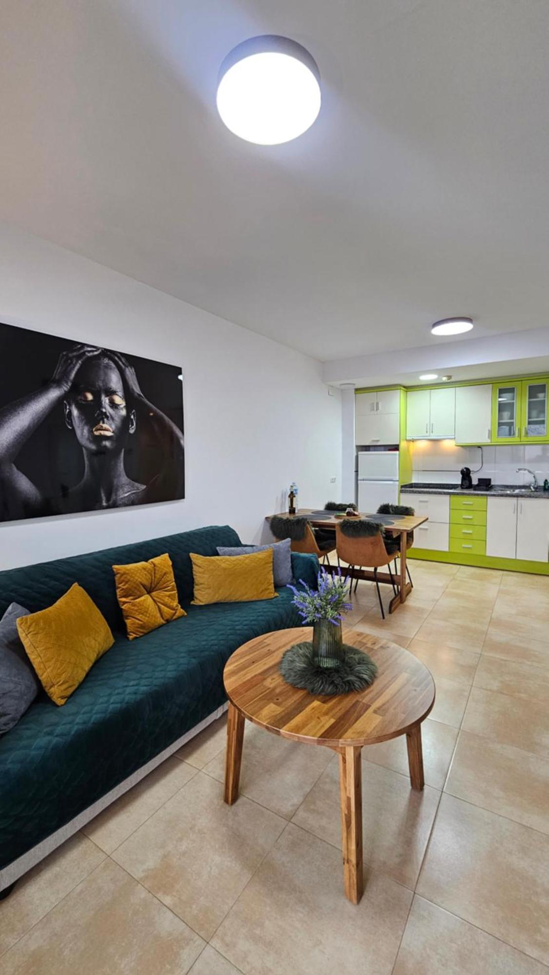 Esmeralda Suites Sunrise Con Piscina 卡尔佩 外观 照片