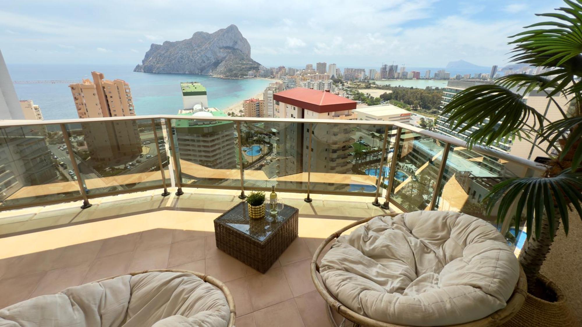Esmeralda Suites Sunrise Con Piscina 卡尔佩 外观 照片